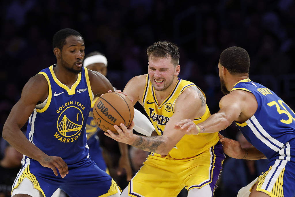 皇冠信用网占成代理_NBA各队为何要对勇士心存忌惮皇冠信用网占成代理？首秀开门红就是答案